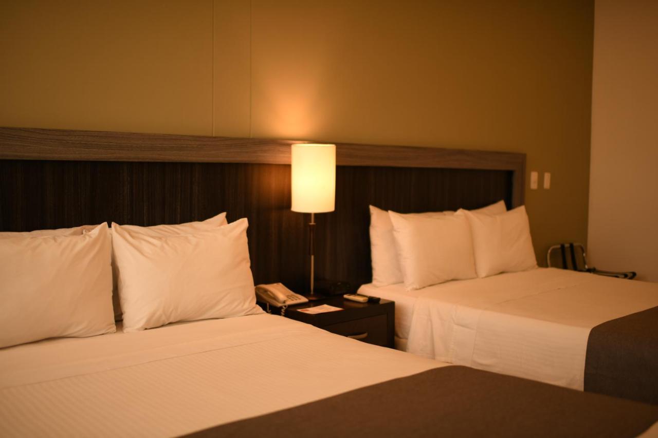 Mi Hotel Sandiego Меделин Екстериор снимка