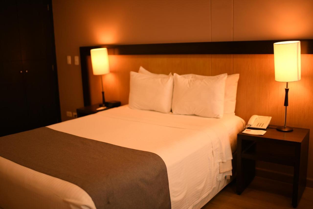 Mi Hotel Sandiego Меделин Екстериор снимка