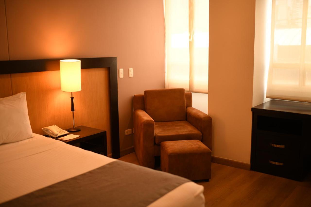 Mi Hotel Sandiego Меделин Екстериор снимка