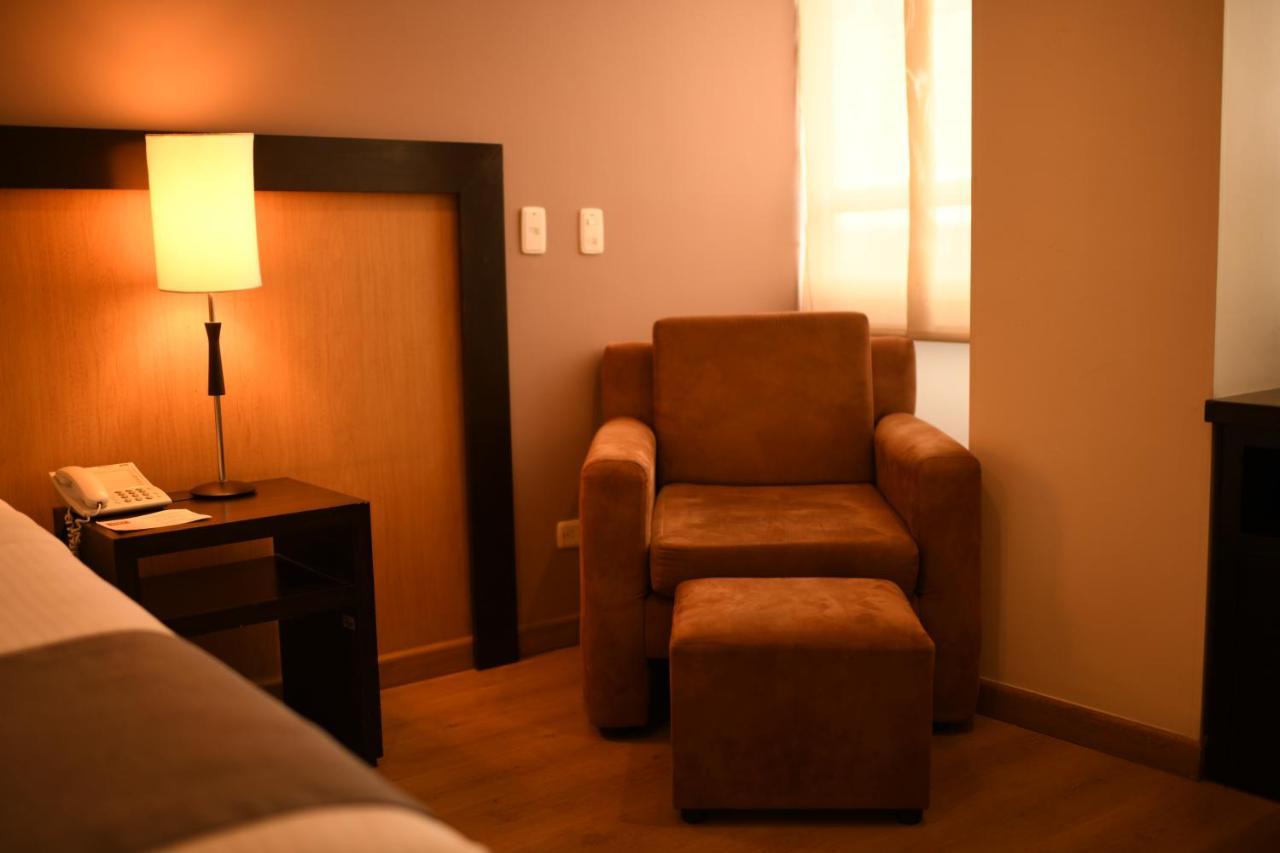 Mi Hotel Sandiego Меделин Екстериор снимка
