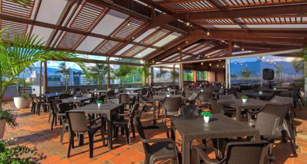Mi Hotel Sandiego Меделин Екстериор снимка
